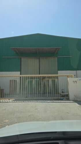 للايجار منجرة في الصناعيه