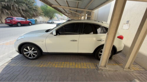 Infiniti QX50 2015 low mileage