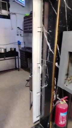 مخبز مجهز ومطعم