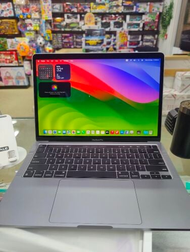 Apple MacBook Pro M1
