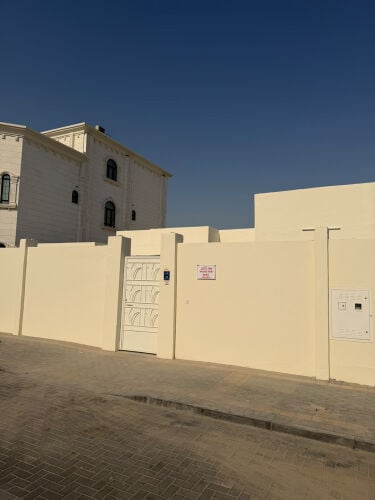 للإيجار بيت شعبي كبير