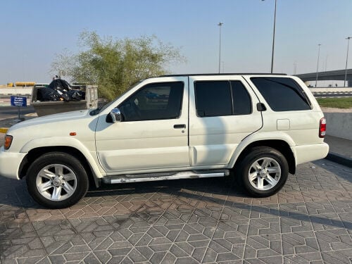 Nissan Pathfinder . 2003