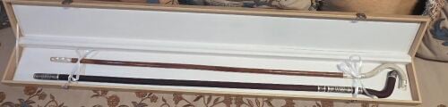 للبيع طقم عصي فخم