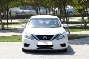 Nissan Altima  - S - 2017