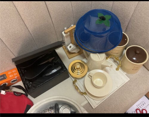 kitchen items
