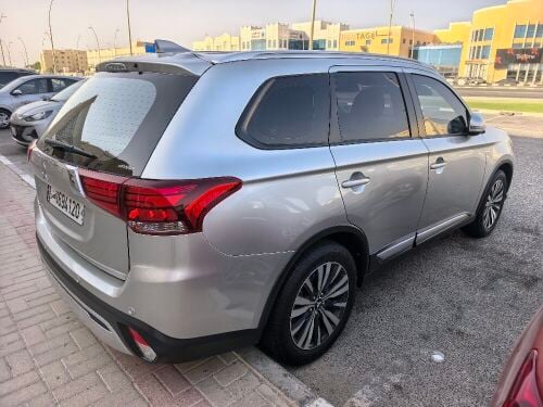 Mitsubishi Outlander 2022 (4x4)