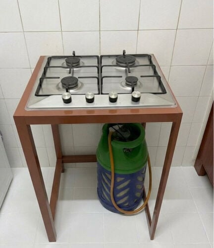Gas stove with stand 