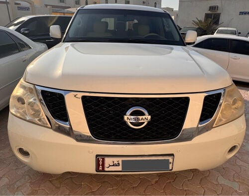 Model 2013 Nissan patrol 320cc