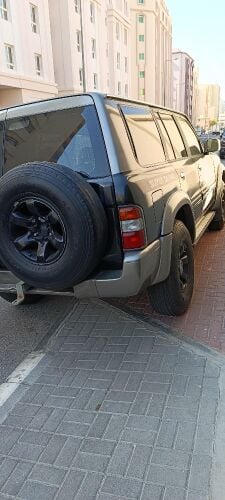 Nissan patrol safari 1998