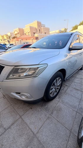 نيسان باثفاندر