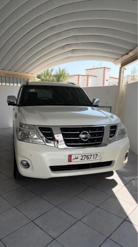 Nissan patrol V8 400 hp platinum 