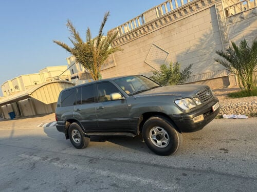 LEXUS LX470 v8 engine