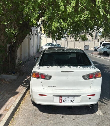 سيارة للإجار الشهري