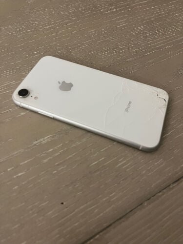 IPHONE XR 64GB