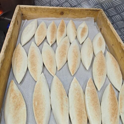 احتاج معلم فطاير خبز صمون عراقي