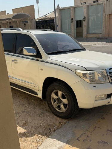 فكسار ٢٠٠٩ للبيع