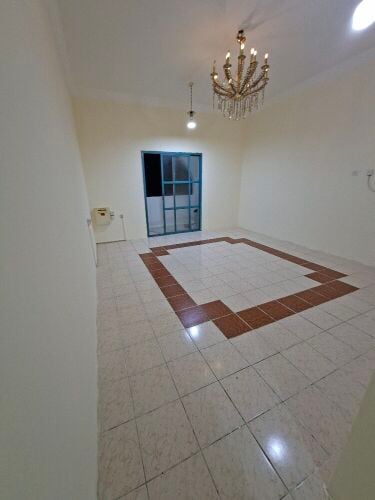 إيجار شقه مدينه خليفه الجنوبيه