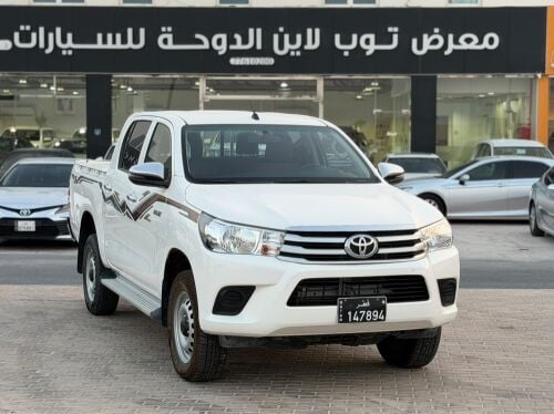 هايلوكس بترول دفع رباعي ٢٠٢٤