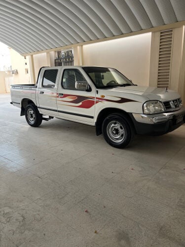للبيع نيسان بيك اب 