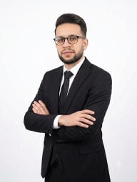 Younes Khellas 