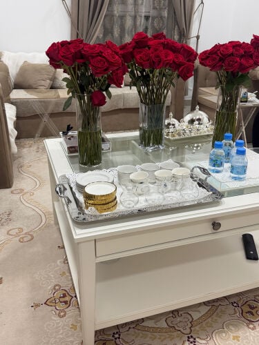 طاولة كبيرة 