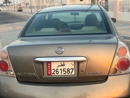 سياره نيسان التيما بحاله ممتازه 