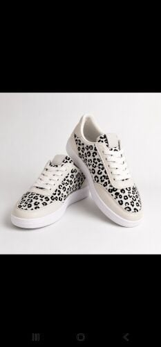 woman sneakers