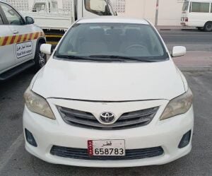 Toyota Corolla 2013  Pearl White