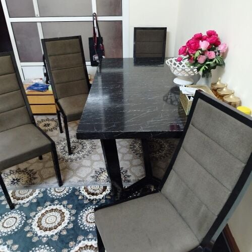 dining table for sale