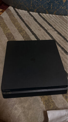 ps4 slim 