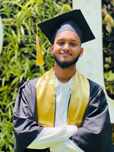 Md Mahfuz Ansari