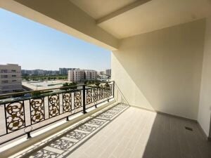 PRIME 1 BHK W/ BALCONY | FOX HILLS