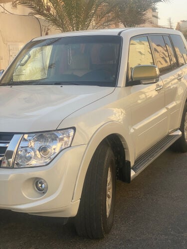 باجيرو ٢٠١٣ نظيفة جدا