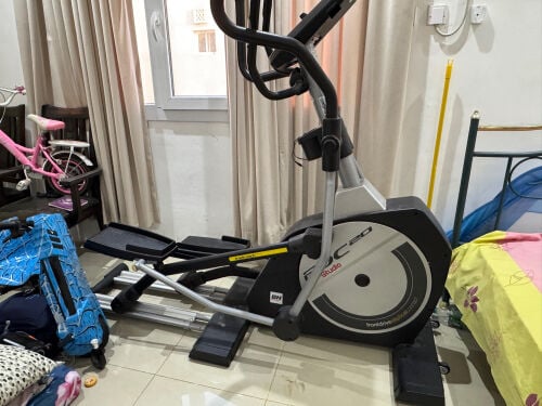 BH Fitness Elliptical Cross Trainer