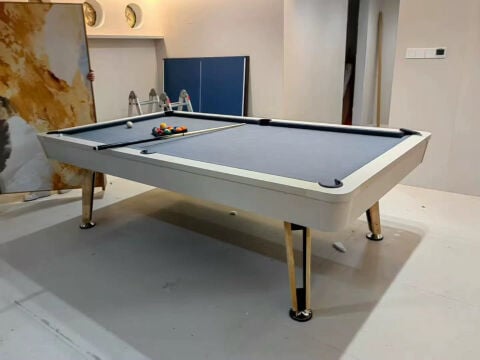 طاولة بلياردو 