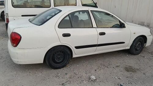 Nissan sunny 2010 model