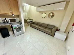 MODERN STUDIO FF TITLE DEED