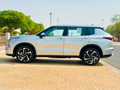 Mitsubishi Outlander 2025