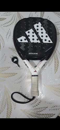 Adidas Metal bone HRD