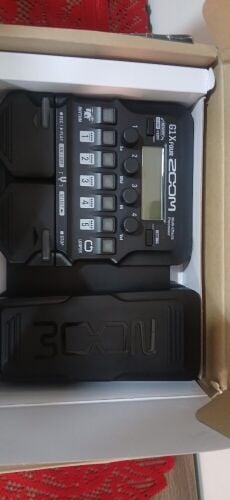 Zoom A1X four pedal for guitar/viol