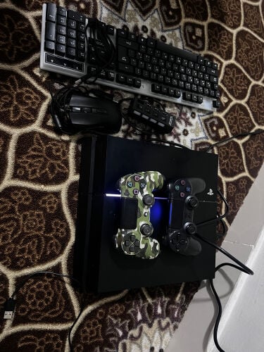 سوني فور 