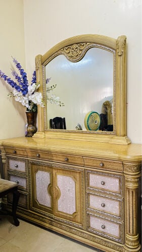 bedroom set
