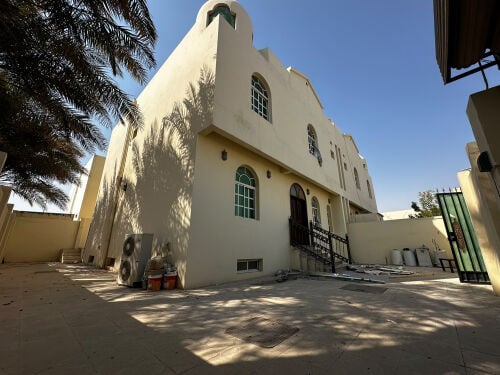 للإيجار فيلا الريان ممتازه جداا