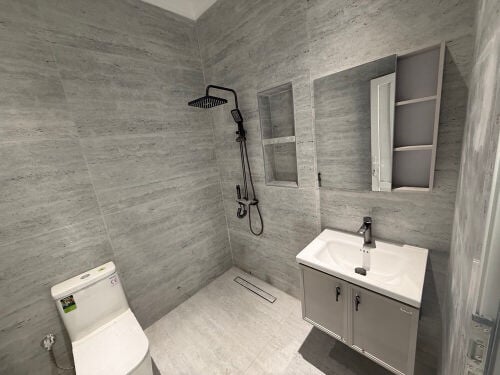 toilet tiles plumber service
