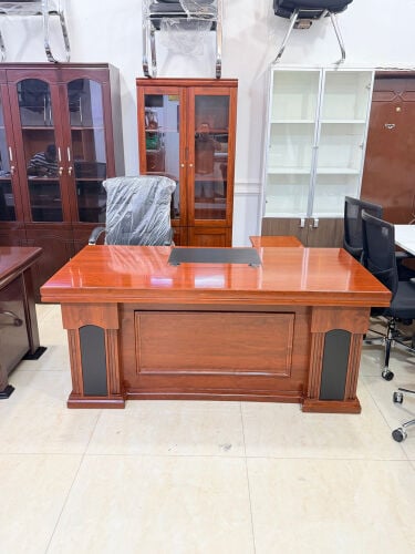 Used Office Furniture Selling 