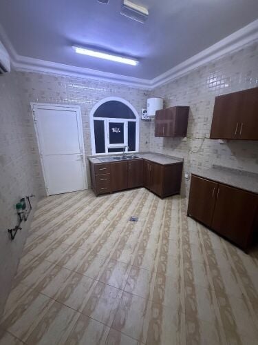 للايجار فيلا داخل مجمع في الزغوى