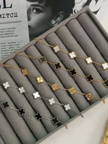 اكسسوارات فان كليف
