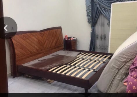 bed and dressing table