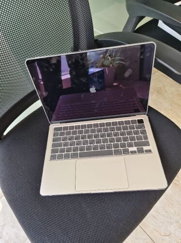 Macbook Air M4 512 GB new condition