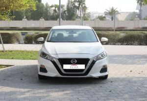 Nissan Altima  - S -  2020